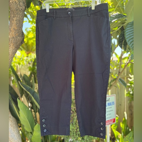 Talbots Black Perfect Skimmer Mid Rise Crop Pants | Size 12 - Picture 4 of 10